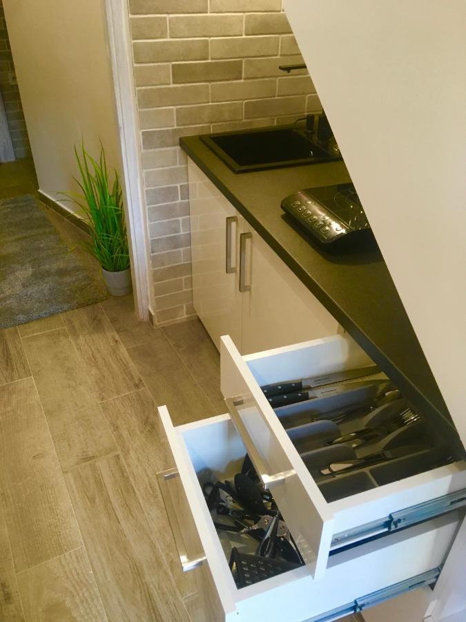 Boróka Apartman Belváros Veszprém Esterno foto