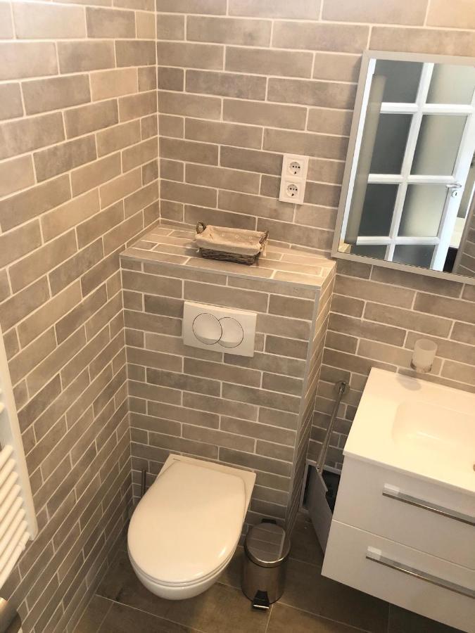 Boróka Apartman Belváros Veszprém Esterno foto